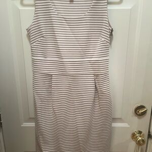 Banana Republic Sz 8 White Beige Striped Sleeveless Dress